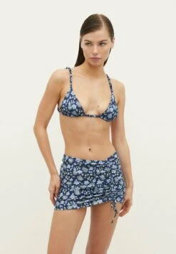 Stradivarius IN BATHING - Strandaccessoire - Royal Blue