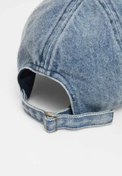 Stradivarius Cap - Light Blue 9 Stradivarius Cap - Light Blue -Stradivarius Deutschland Verkaufs-Shop dacc49511e564f8cab51d7b71b09bd8f