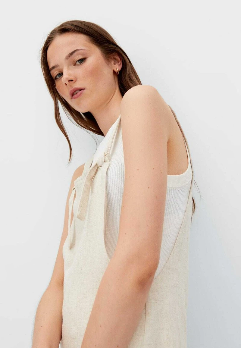 Stradivarius RUSTIKALE - Latzhose - Stone 4 Stradivarius RUSTIKALE - Latzhose - Stone – Bild 4