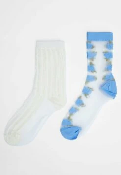 Stradivarius 2 PACK OF SEMI-SHEER - Socken - Off White -Stradivarius Deutschland Verkaufs-Shop e1f1bee7741c4110bf7dd49a1d17de4c