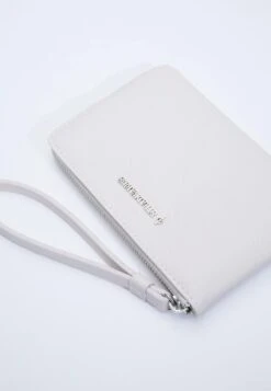 Stradivarius Geldbörse - White 9 Stradivarius Geldbörse - White -Stradivarius Deutschland Verkaufs-Shop e55f5ca33b5b4c20b980a91521145190