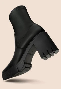 Stradivarius MIT HALBHOHEM ABSATZ - High Heel Stiefelette - Black 9 Stradivarius MIT HALBHOHEM ABSATZ - High Heel Stiefelette - Black -Stradivarius Deutschland Verkaufs-Shop e64aefcec2ec4b6d9dcf449249637e5e