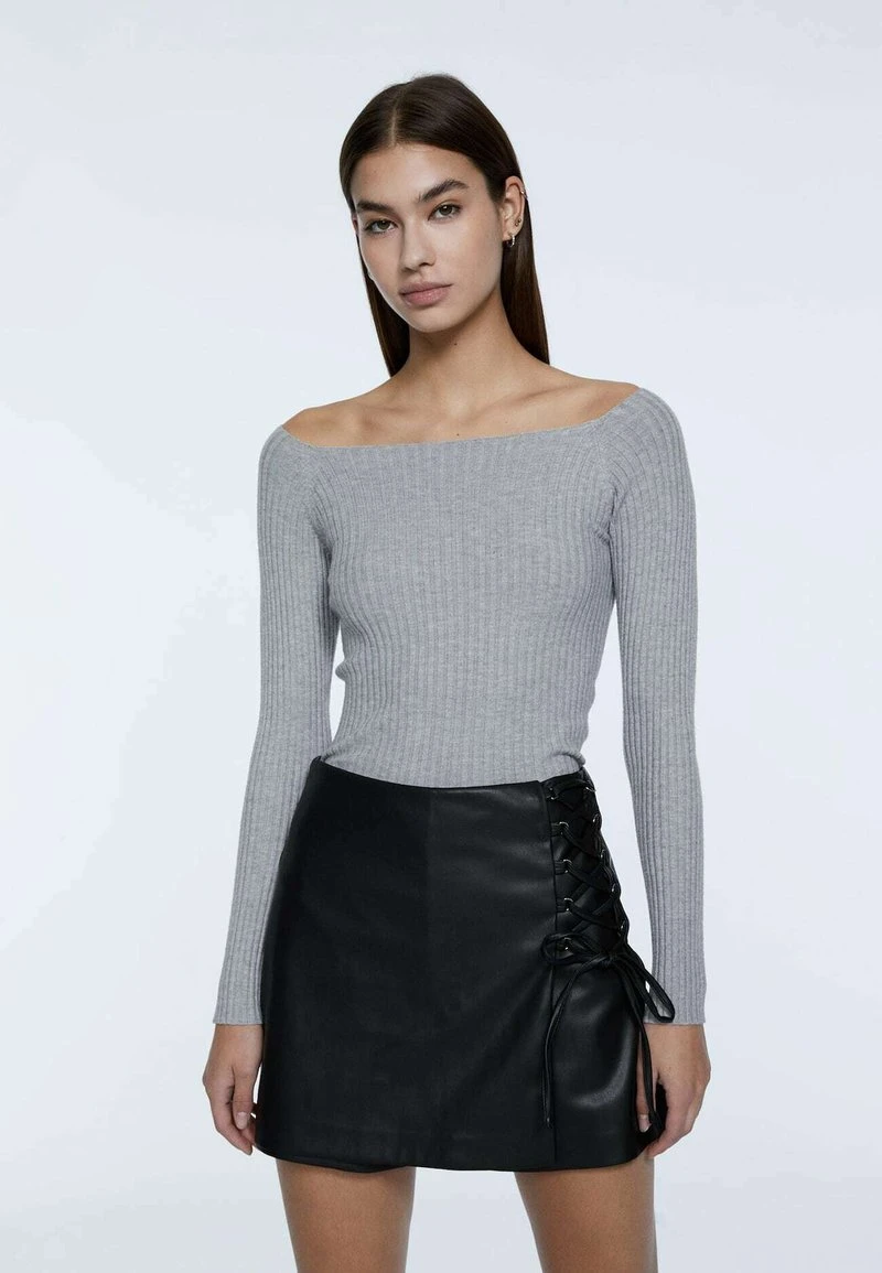 Stradivarius Shorts - Black 2 Stradivarius Shorts - Black – Bild 2