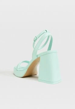 Stradivarius Riemensandalette - Light Green -Stradivarius Deutschland Verkaufs-Shop ee83ef420eb743dd81abc61f06c240f9