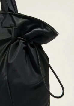 Stradivarius PLAIN FABRIC - Shopping Bag - Black 9 Stradivarius PLAIN FABRIC - Shopping Bag - Black -Stradivarius Deutschland Verkaufs-Shop ef85705877424b9aac0f2914f11a2e4c