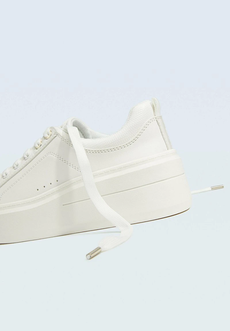 Stradivarius Sneaker Low - White 4 Stradivarius Sneaker Low - White – Bild 4