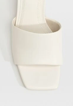 Stradivarius WITH KNOT DETAIL - Pantolette Hoch - Off White -Stradivarius Deutschland Verkaufs-Shop efd7b78118b44c4b883f9c723fecba25