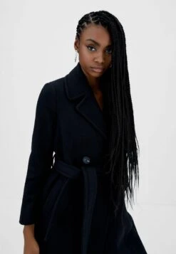 Stradivarius Trenchcoat - Black -Stradivarius Deutschland Verkaufs-Shop f11562340b8a4ad7b594e0d1d0cc847a