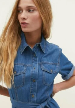 Stradivarius Jeanskleid - Light Blue 9 Stradivarius Jeanskleid - Light Blue -Stradivarius Deutschland Verkaufs-Shop f1b8b25cff22434f925bf6818f4efc58