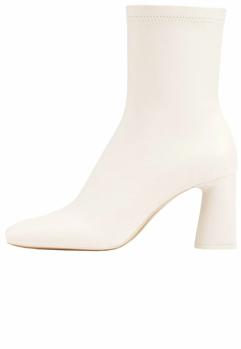 Stradivarius Stiefelette - Off White 6 Stradivarius Stiefelette - Off White – Bild 6