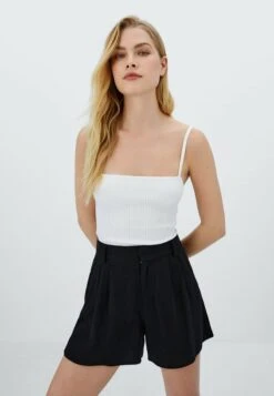 Stradivarius Shorts - Black