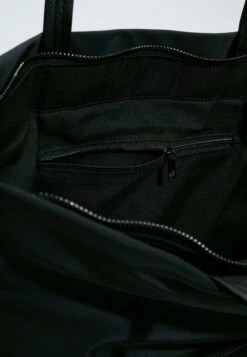 Stradivarius BASIC - Shopping Bag - Metallic Black 10 Stradivarius BASIC - Shopping Bag - Metallic Black -Stradivarius Deutschland Verkaufs-Shop f2924fdee9be4222b36f58d2e6b31755