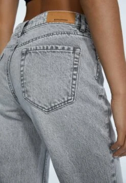 Stradivarius STRAIGHT FIT - Jeans Straight Leg - Dark Grey 9 Stradivarius STRAIGHT FIT - Jeans Straight Leg - Dark Grey -Stradivarius Deutschland Verkaufs-Shop f34187e1c5ee48f28a542f672b36bdee