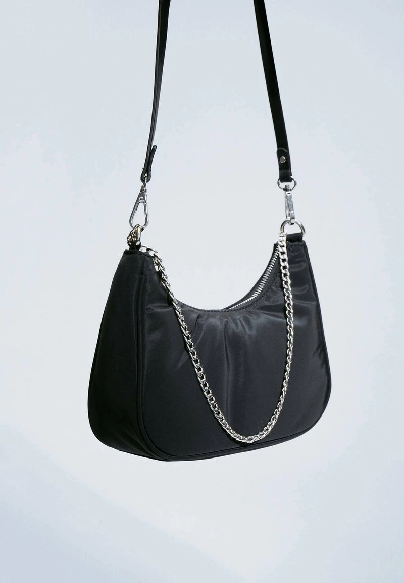 Stradivarius MIT KETTE - Umhängetasche - Black 4 Stradivarius MIT KETTE - Umhängetasche - Black – Bild 4