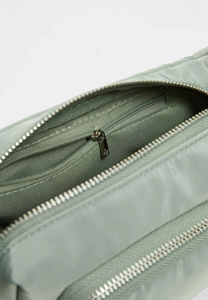 Stradivarius GÜRTELTASCHE - Gürteltasche - Khaki 5 Stradivarius GÜRTELTASCHE - Gürteltasche - Khaki – Bild 5