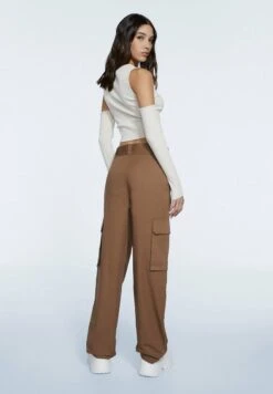 Stradivarius POPELIN - Cargohose - Light Brown -Stradivarius Deutschland Verkaufs-Shop f8ae722422984502a8f92a9555cf1252