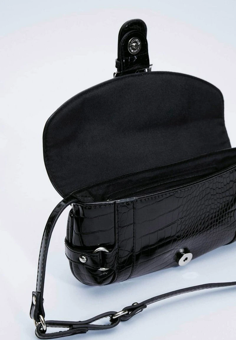 Stradivarius MIT SCHNALLE 03623301 - Handtasche - Black 5 Stradivarius MIT SCHNALLE 03623301 - Handtasche - Black – Bild 5